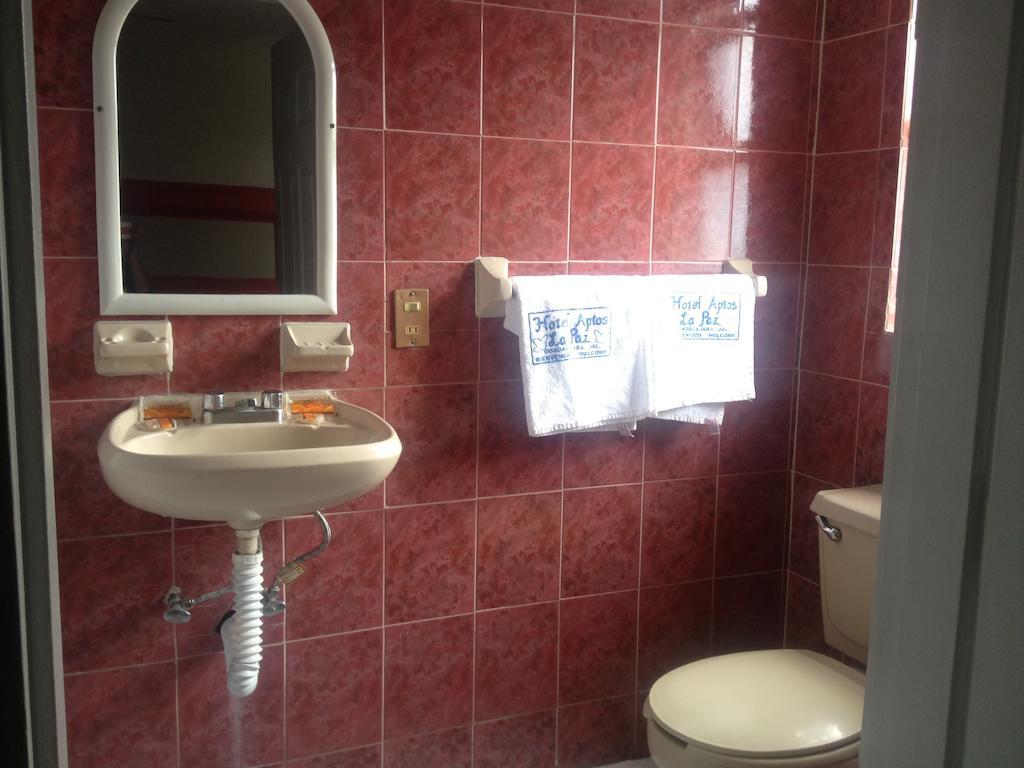 Hotel La Paz Гвадалахара Номер фото